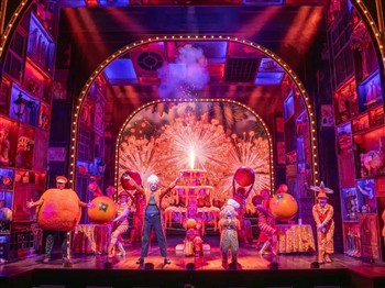 Paddington the Musical at the Savoy Theatre in London, a family-friendly West End show with coach.