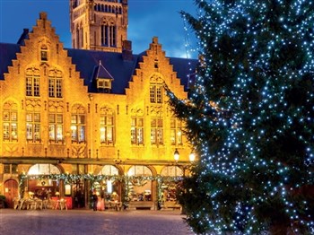 Bruges Christmas Market Overnight
